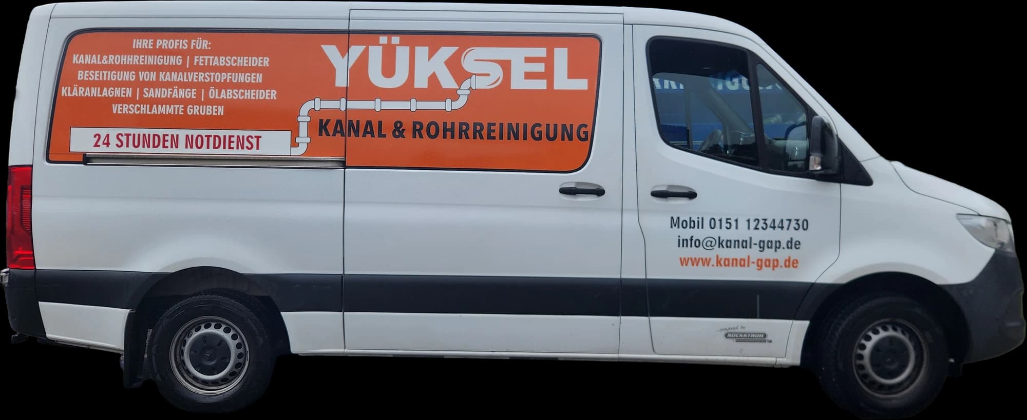 Weißer Mercedes-Benz Sprinter von Kanalreinigung Yüksel in der Seitenansicht mit Leistungsliste und Kontaktdaten